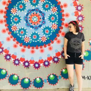 Meet your Posher, Hallie